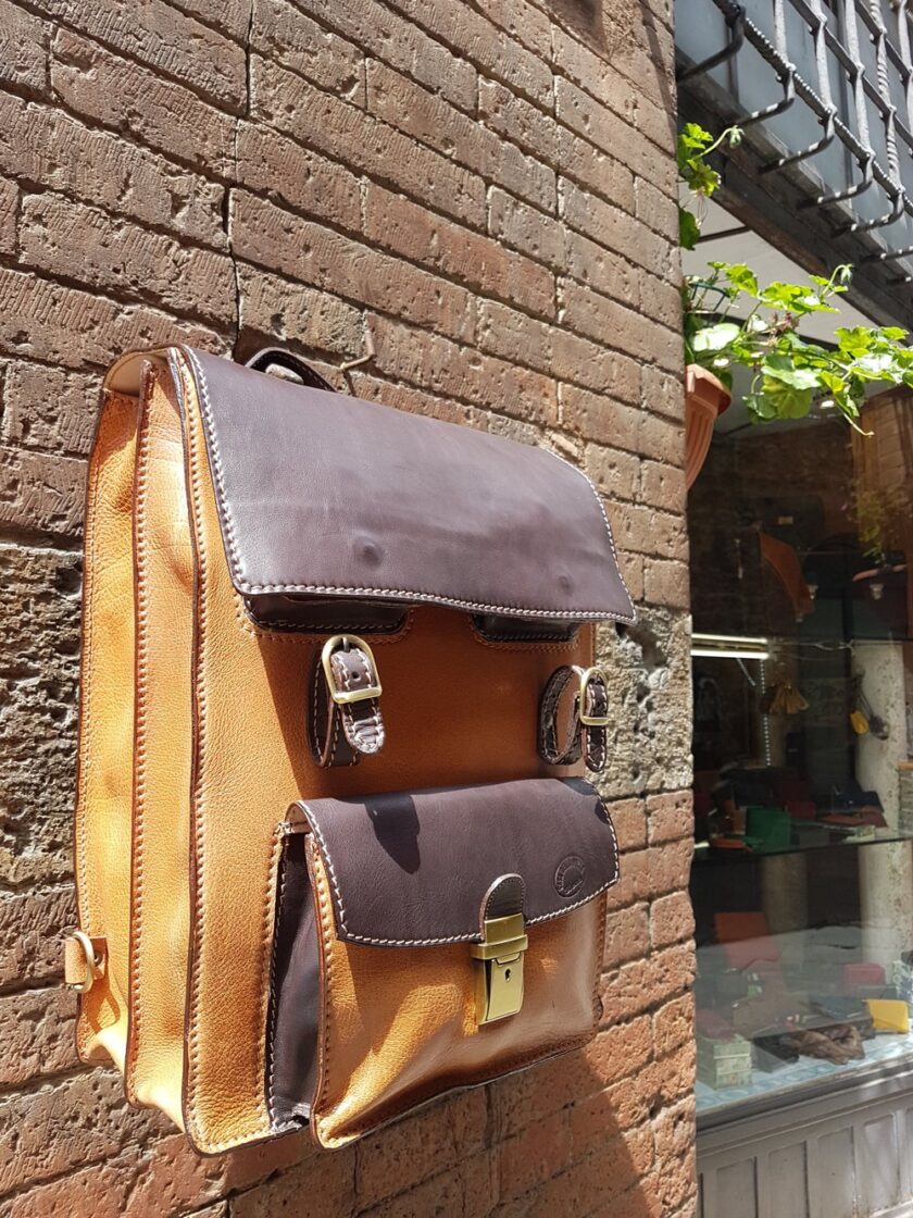 Leather Backpack - immagine 3