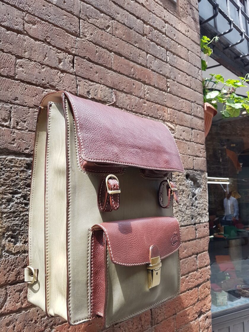 Leather Backpack - immagine 5