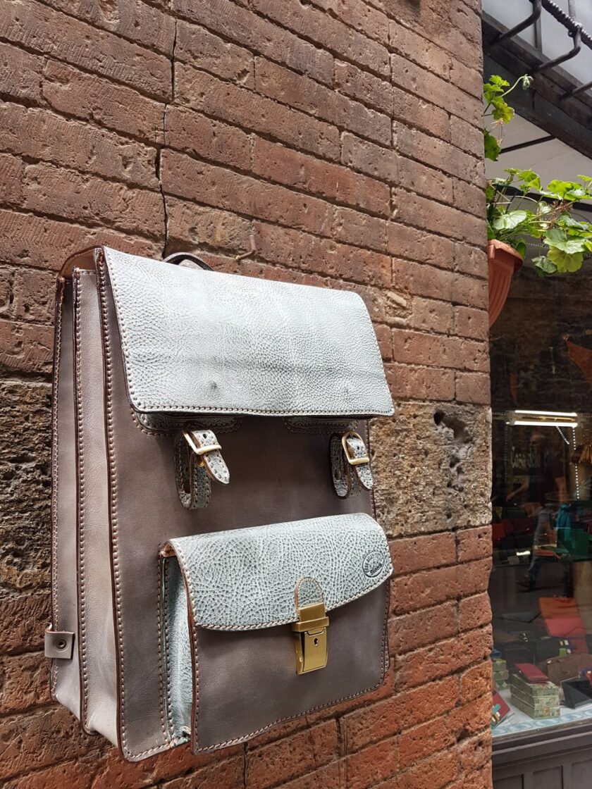Leather Backpack - immagine 6