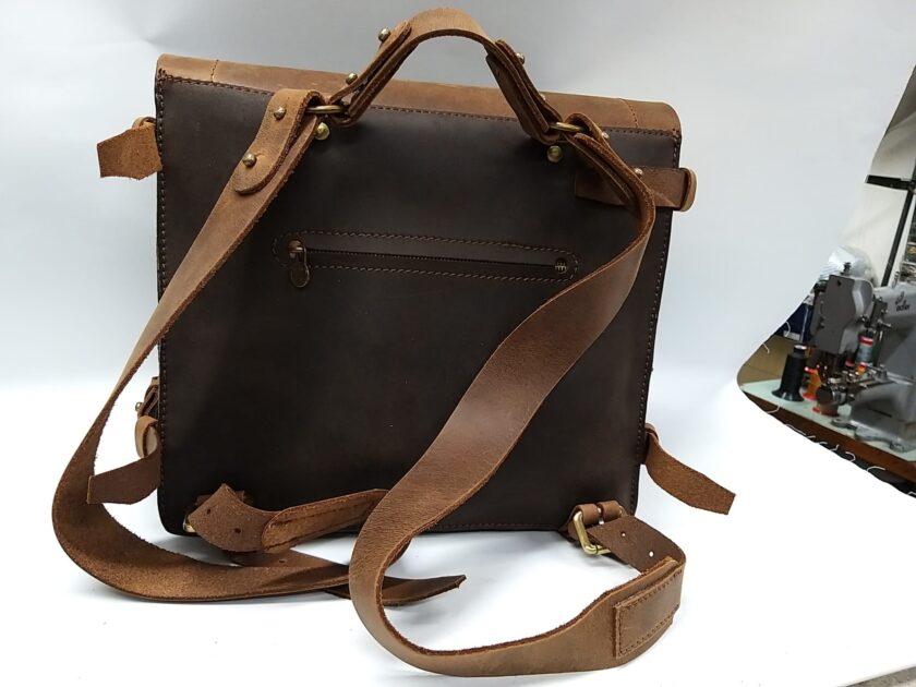 Military Leather Backpack - immagine 3