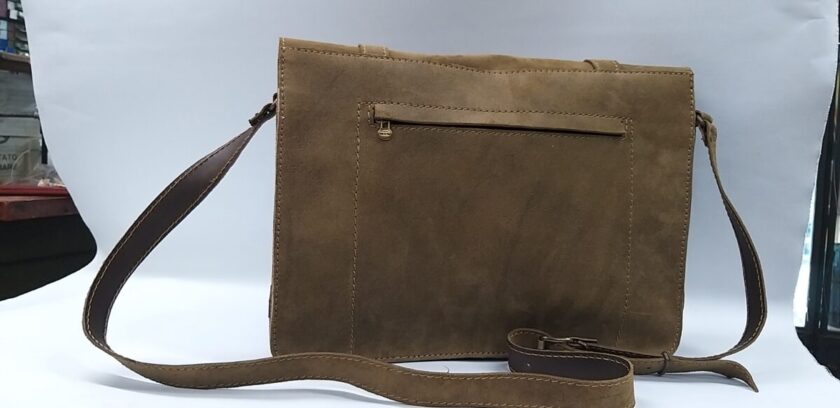 Sports Briefcase In Crust - immagine 3